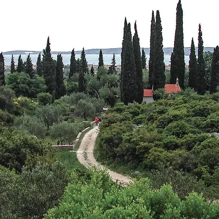 4 Bedroom In Kastel Novi * Kaštela